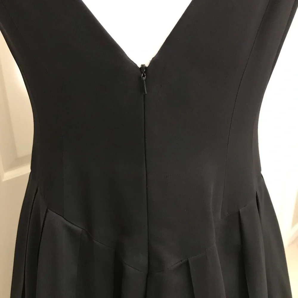 90s Carmen Marc Valvo Collection Black Satin V Back Cocktail Evening Dress 8 - Picture 9 of 16
